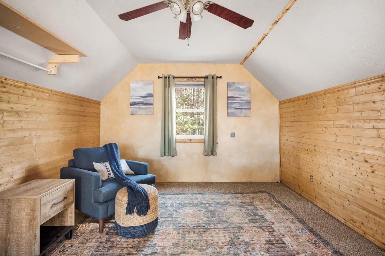 Quiet Loft Chalet Near Bryce W Hot Tub & Fire Pit Basye Exterior photo