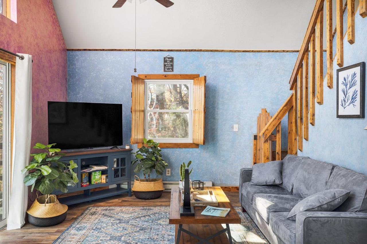 Quiet Loft Chalet Near Bryce W Hot Tub & Fire Pit Basye Exterior photo